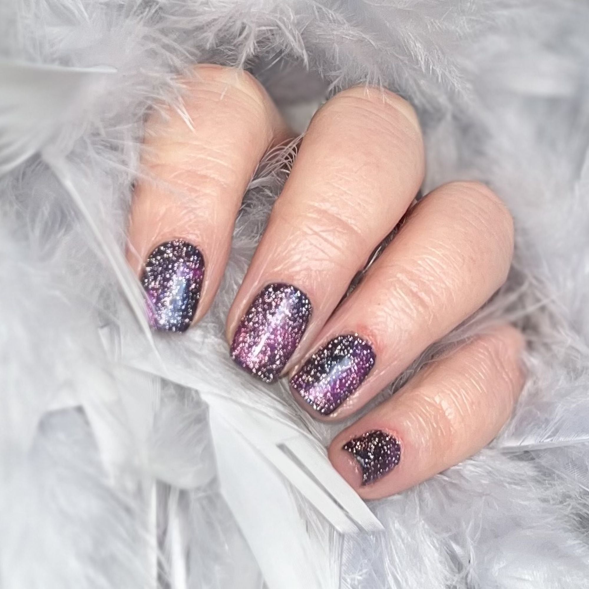 Love At First Light (Magenta) - Gelish Cat Eye Aurora Magnetic